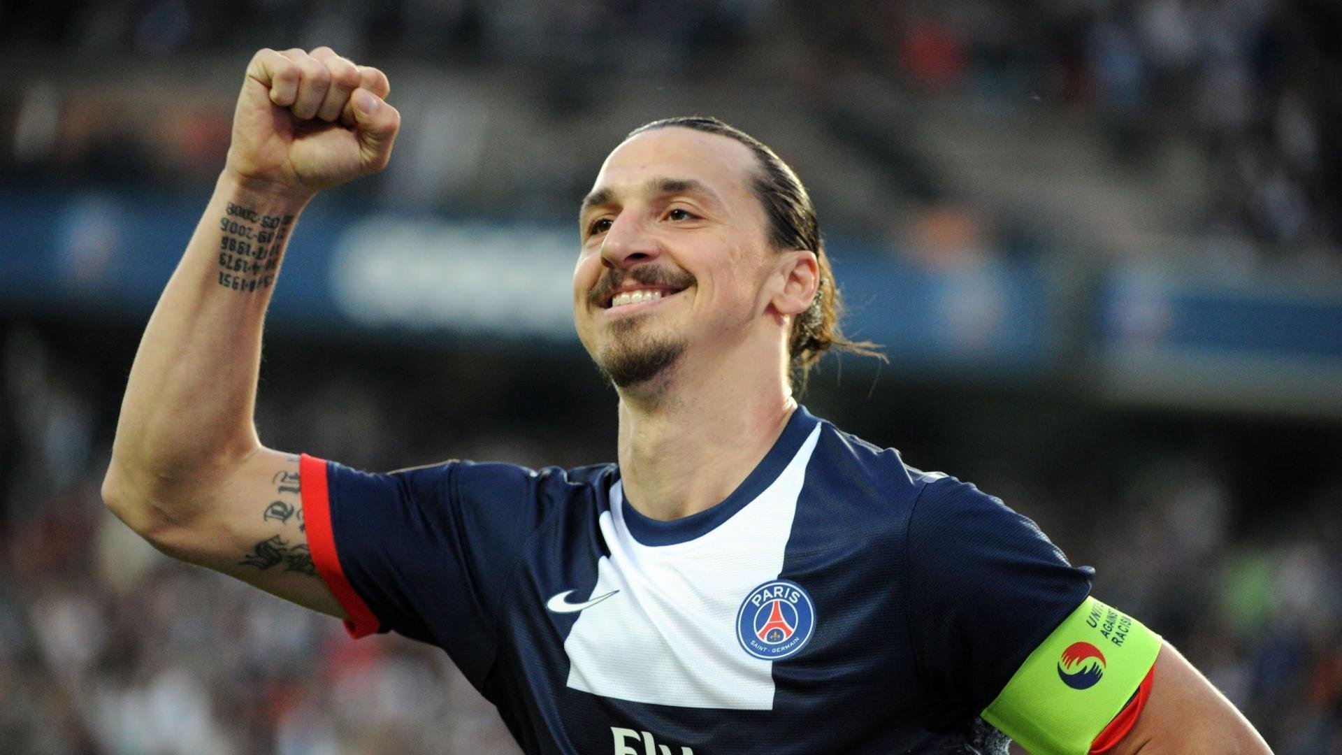 “尼古拉斯·桑特基的防守与进攻兼备,为阿根廷美洲狮队带来致命威胁”