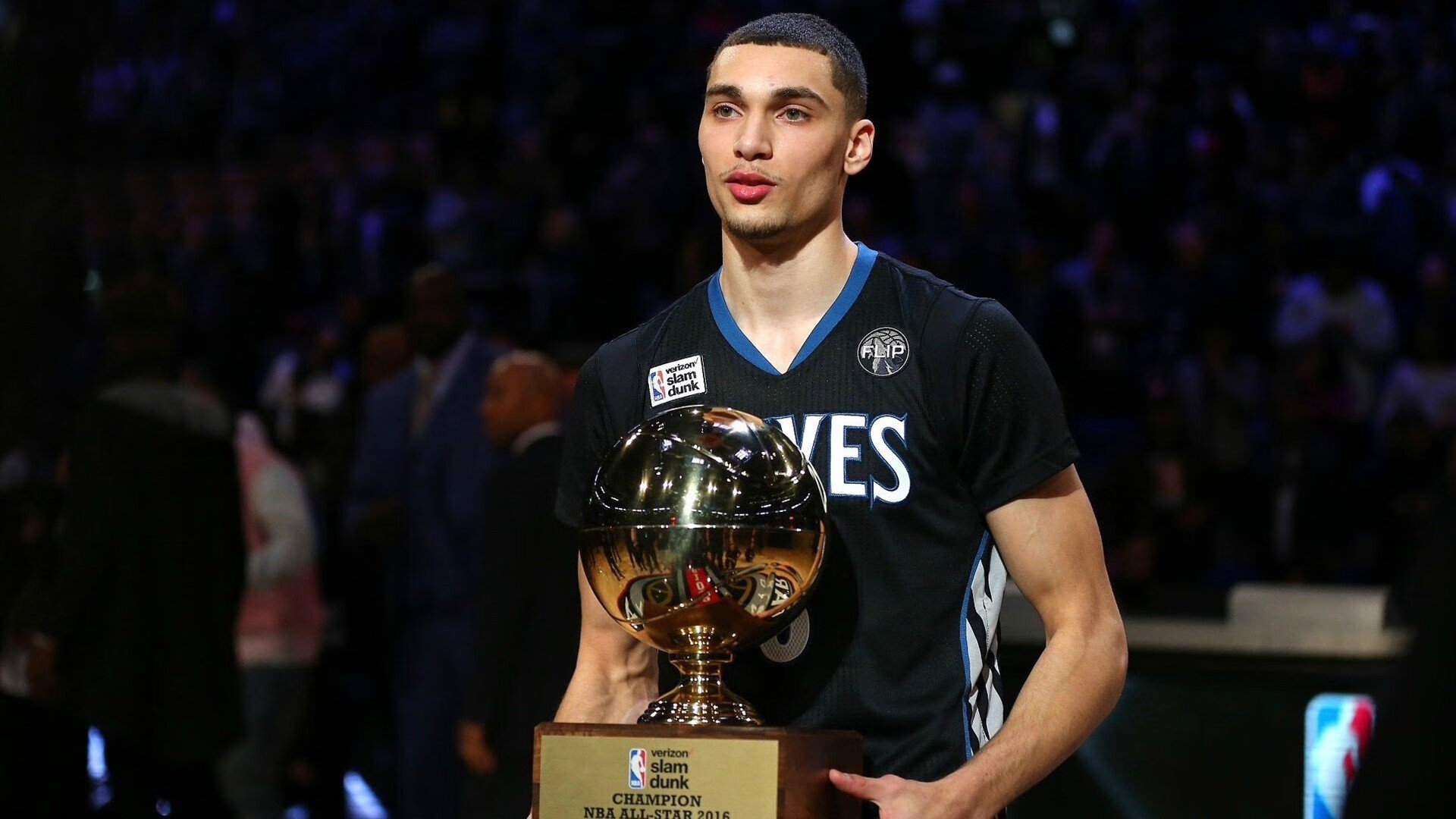 普劳德与劲敌并肩冲刺成焦点,普劳斯集锦